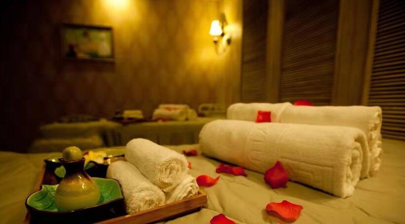 上海浦东区高端水疗spa会馆就这样带着清风月静抚慰了光阴悲喜